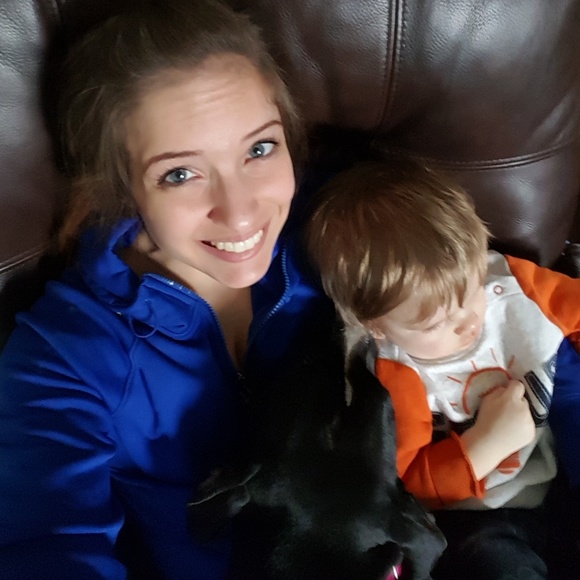 Meet your Posher, Emily - Picture 1 of 1